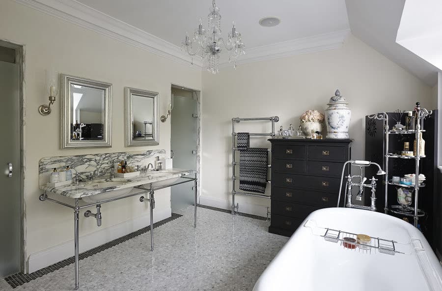 Surrey Hills Country Mansion