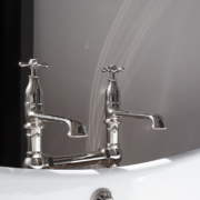 The Mull Classic Bath Taps & H Stand
