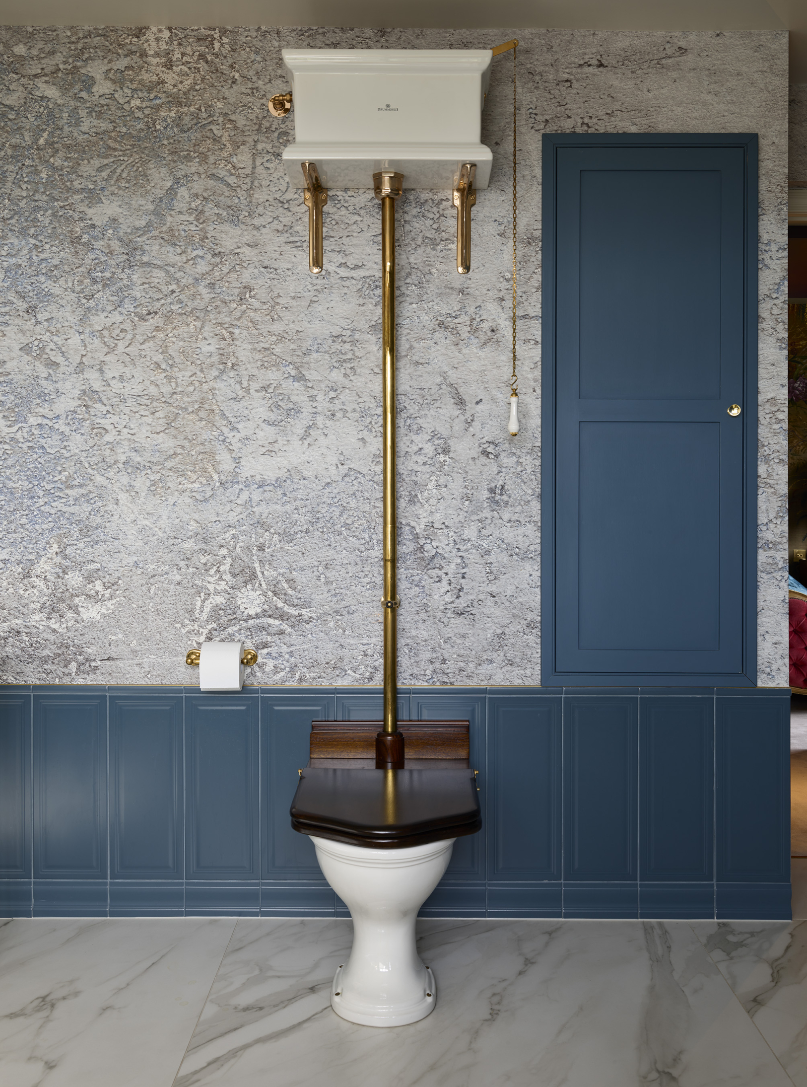 The Brora High Level WC Suite