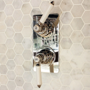 The Chessleton Shower Plate Thermo & On/Off