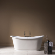 The Usk Bateau Cast Iron Bath Tub