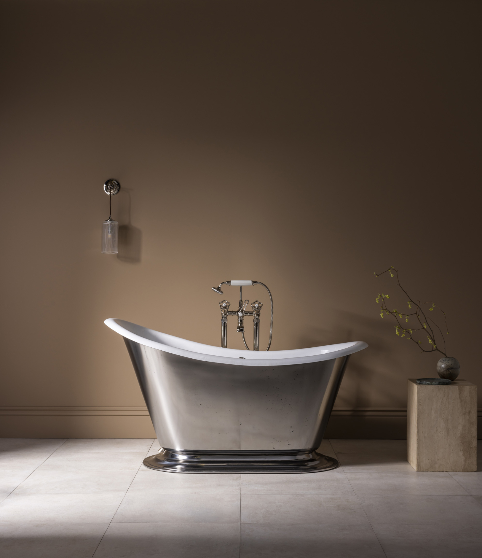 The Morar Small Slipper Cast Iron Bath Tub