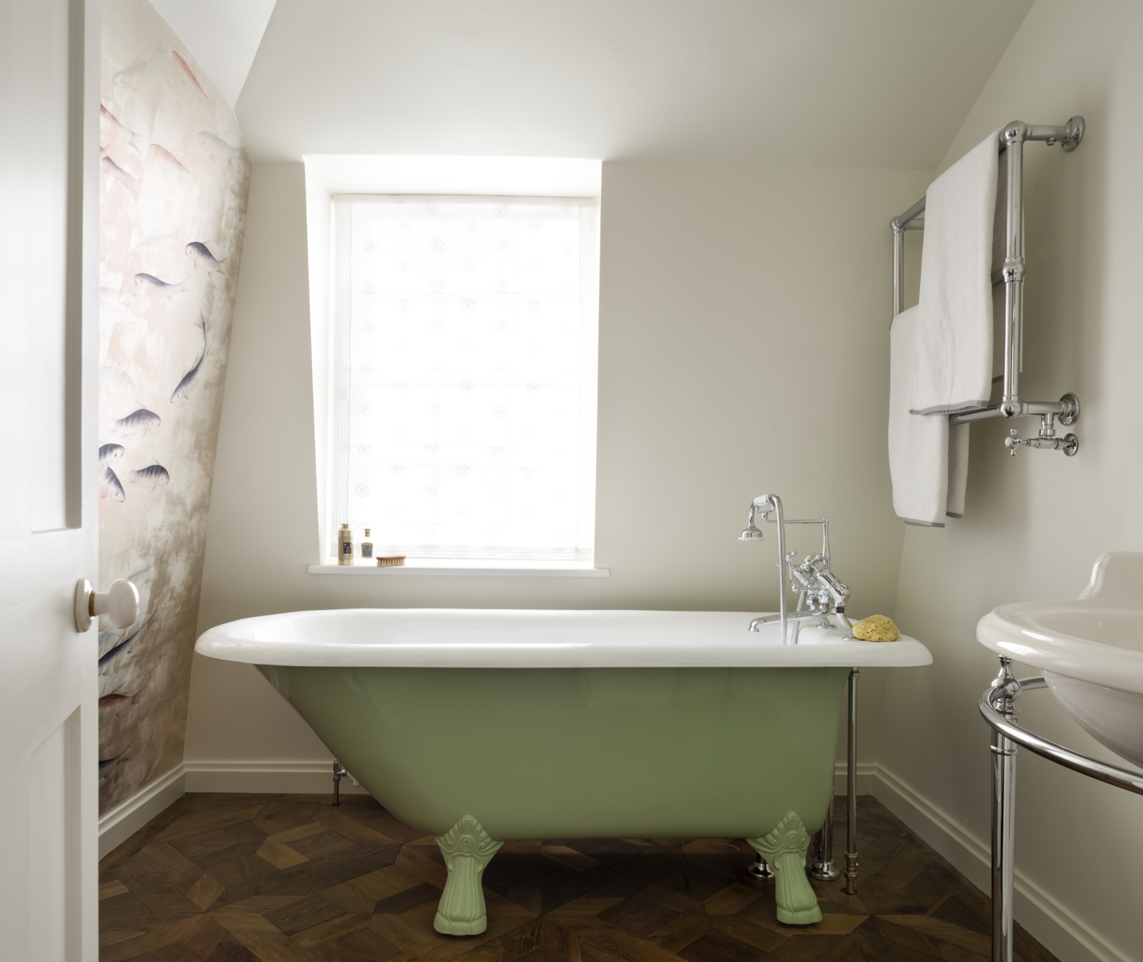 The Clyde Single Ended Cast Iron Bath Tub