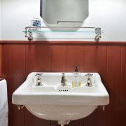 Single Glass Shelf