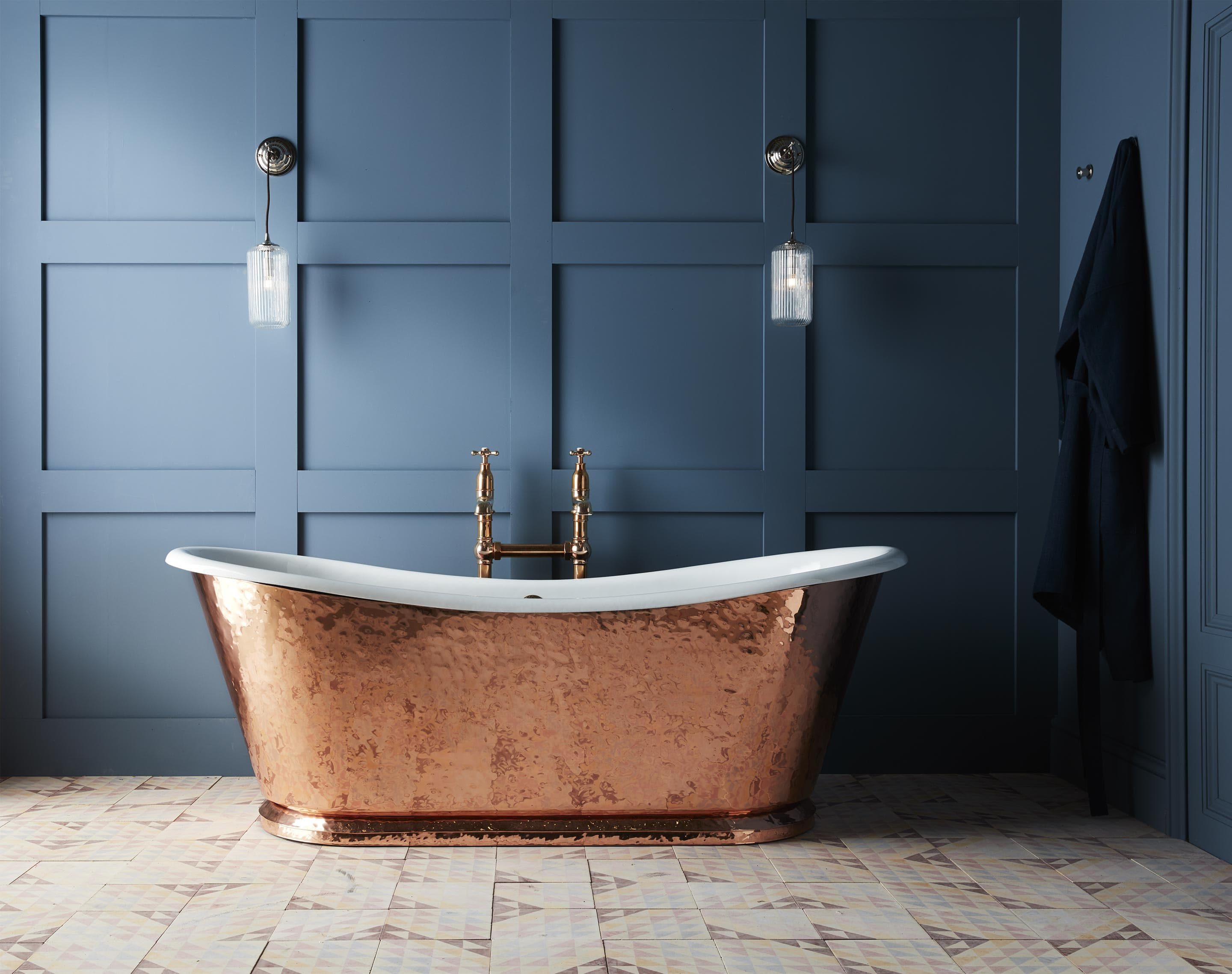 The Hammered Copper Wye cast iron bateau bath tub