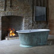 The Humber Cast Iron Skirted Bath Tub