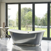 The Wye Large Bateau Cast Iron Bath Tub