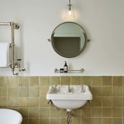 The Syre vanity basin