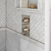 The Leawood Shower Plate Thermo & On/Off