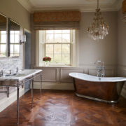 The Wye Large Bateau Cast Iron Bath Tub