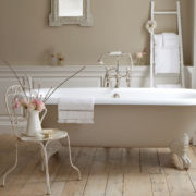 The Spey Cast Iron Bath Tub With Ball & Claw Feet