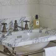 The Single Locky Vanity Basin Suite