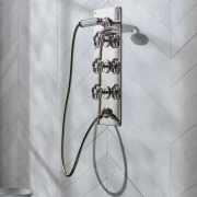 The Bibury Shower Set