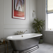The Meon Cast Iron Skirted Bath Tub