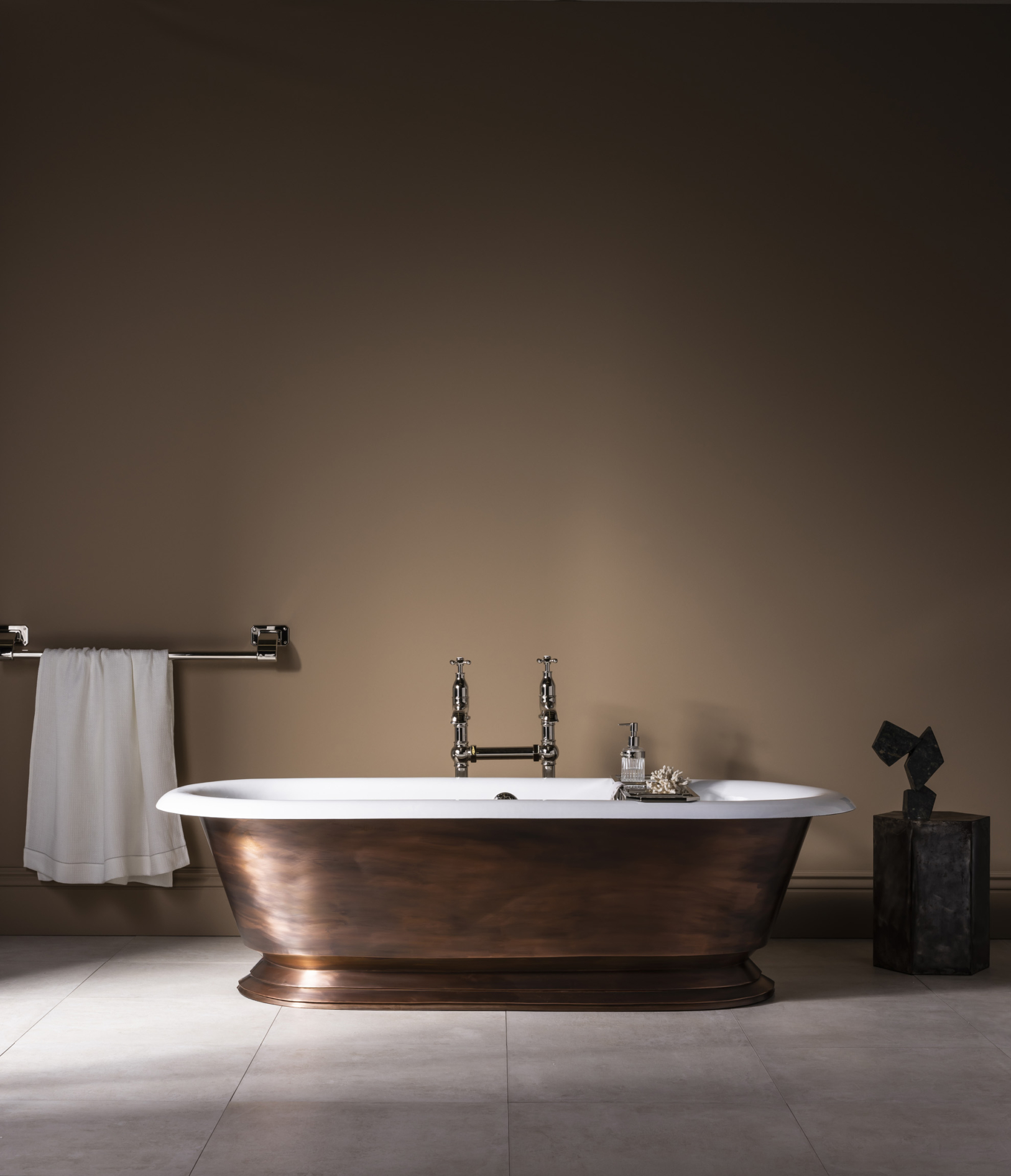 The Burnished Copper Tay Cast Iron Bath Tub