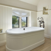 The Bute Cast Iron Bath Tub - NY ex-display