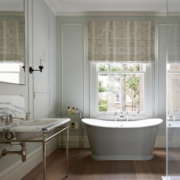 The Wye Large Bateau Cast Iron Bath Tub